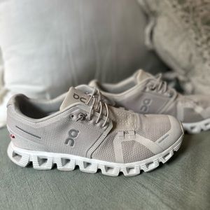 On Cloud 5 Sneakers